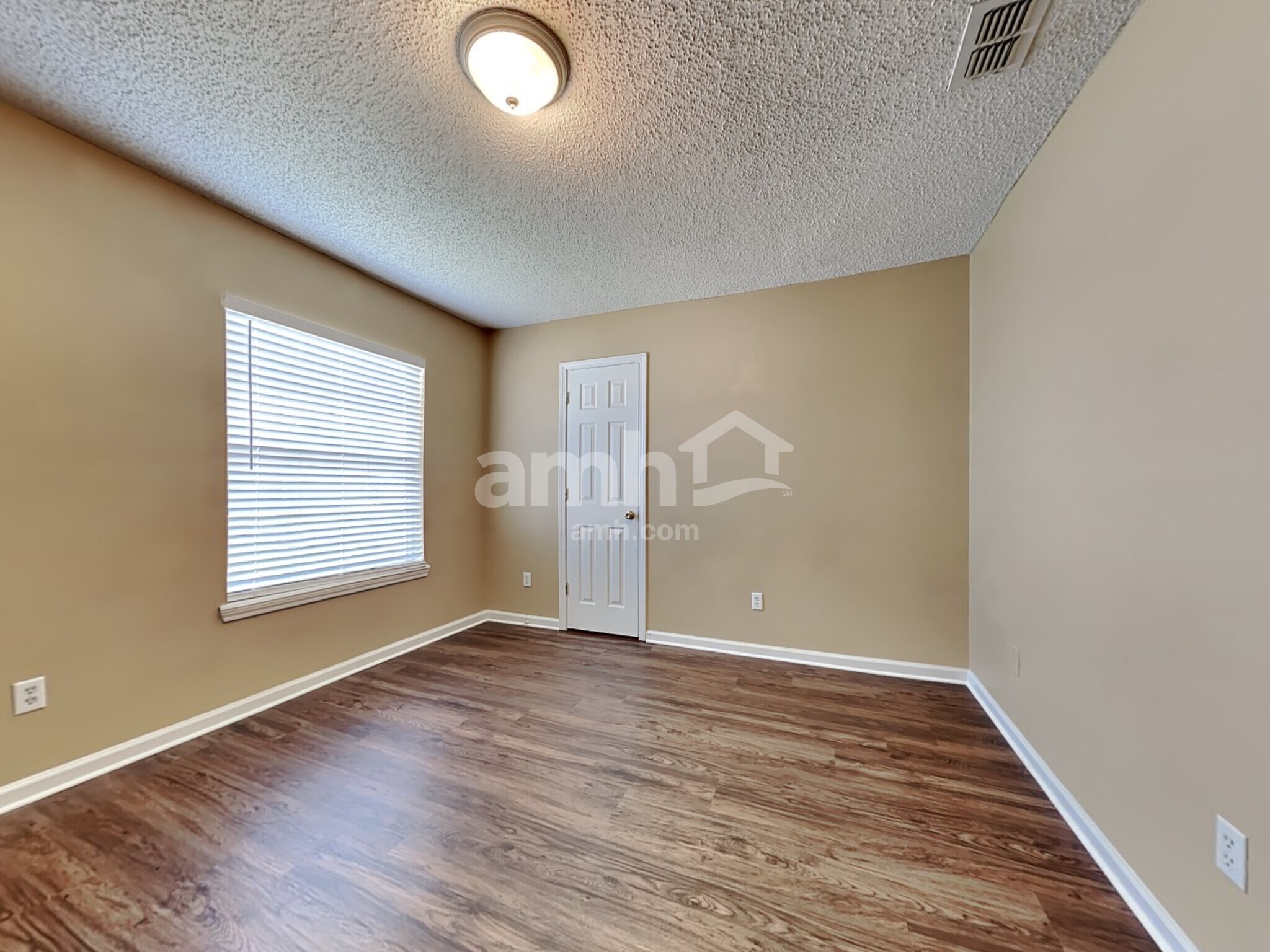 Building Photo - 7295 US Open Blvd