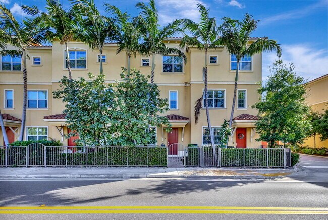 Building Photo - 220 S Federal Hwy