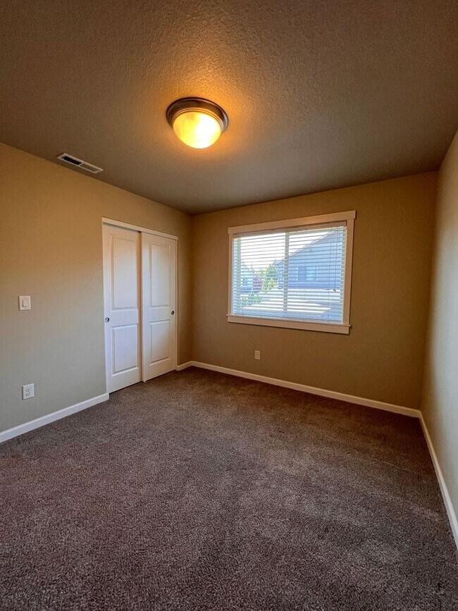 Building Photo - 503 N 41st Pl