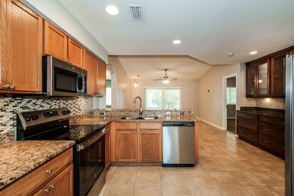 Building Photo - 11841 Brenford Crest Dr