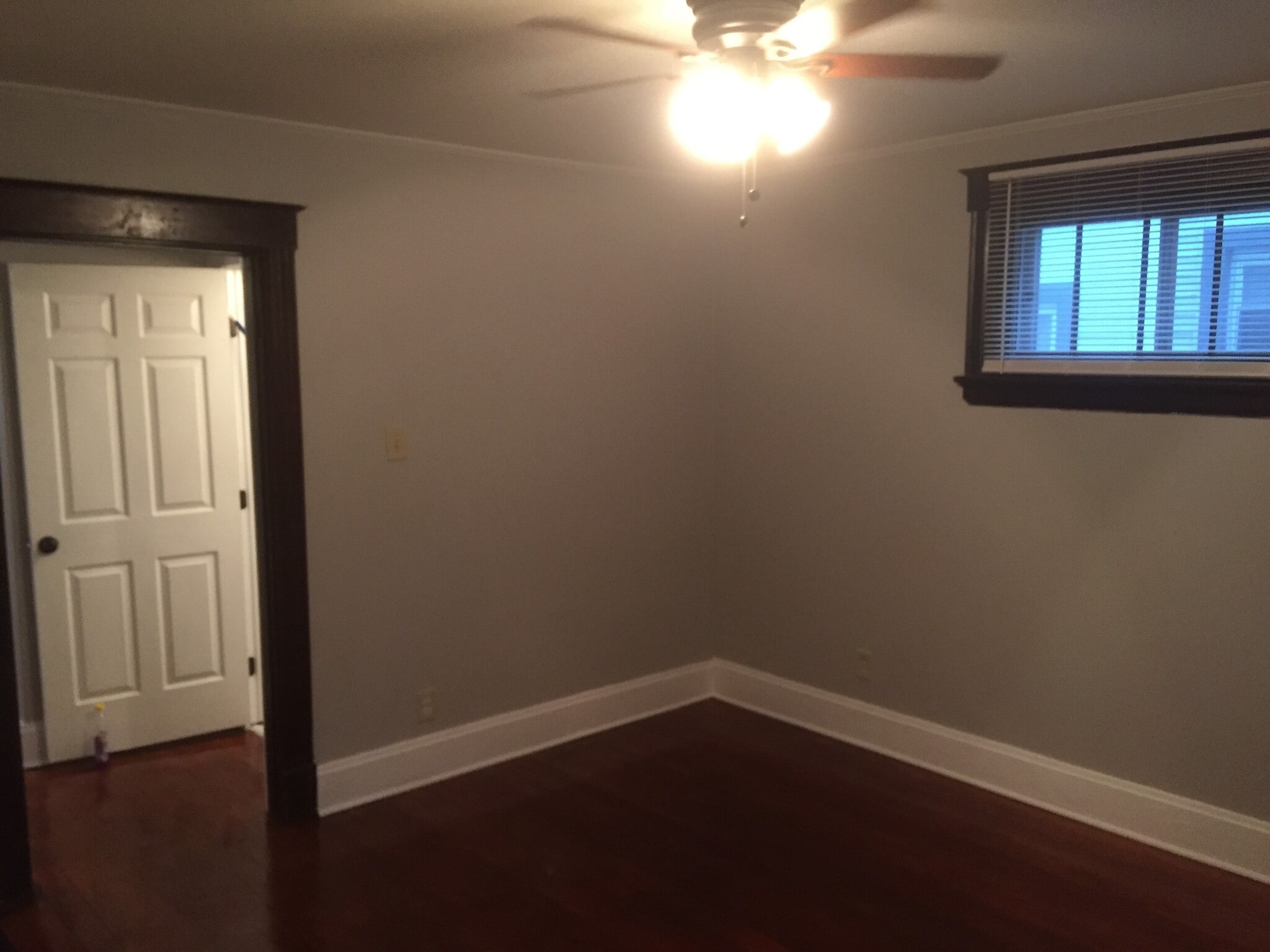 Building Photo - 3323 Emerson Ave