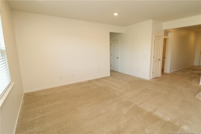 Building Photo - 1149 Noor Ln