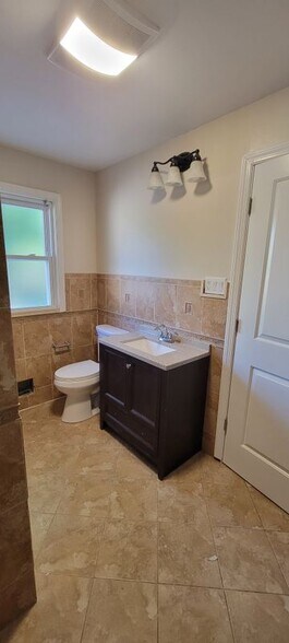 Building Photo - 87 Jackson Ave