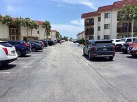 Building Photo - 880 beach Blvd