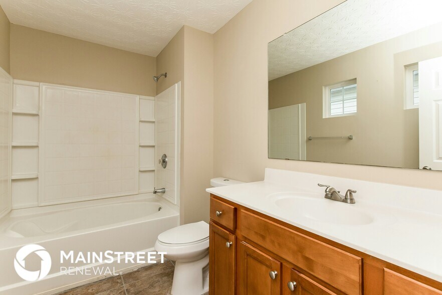 Building Photo - 207 Topaz Dr