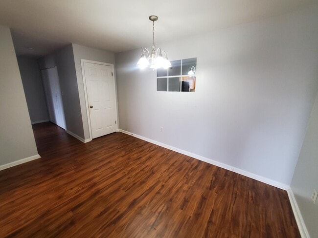 Building Photo - 620 Manatawny St