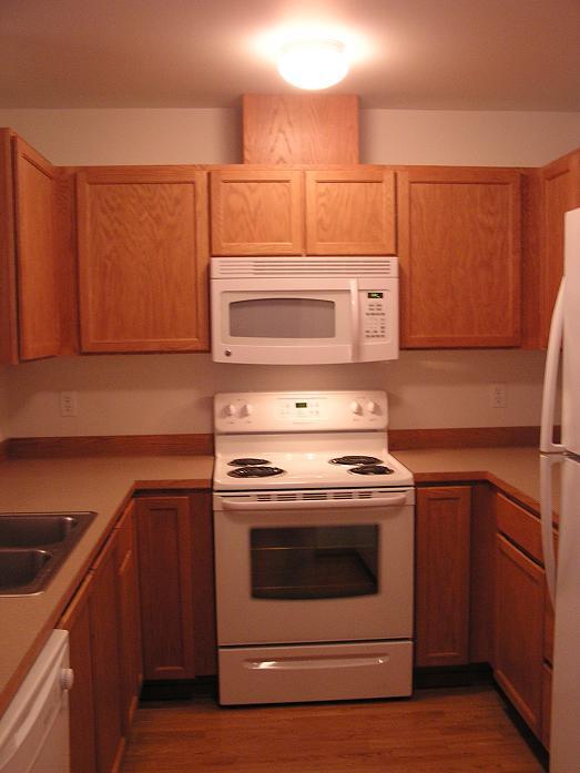 Building Photo - 48 Beacon Dr