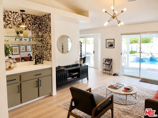 Building Photo - 68725 Tachevah Dr
