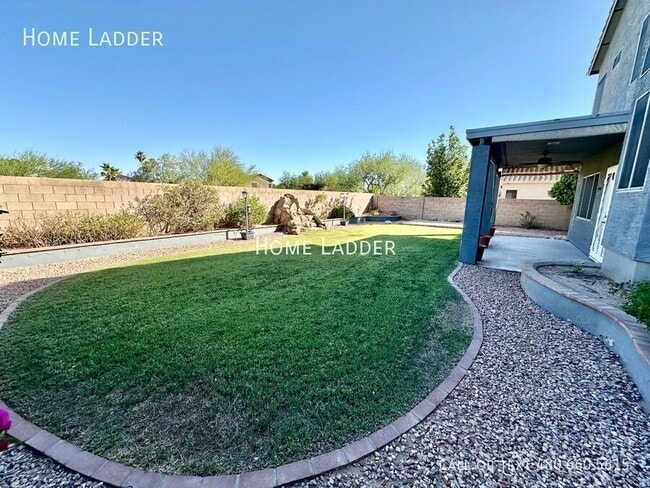 Building Photo - 13201 W Rimrock-