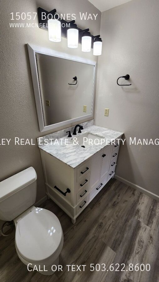 Building Photo - 15057 Boones Way