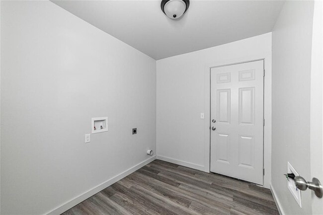 Building Photo - 1417 Mallard Dr