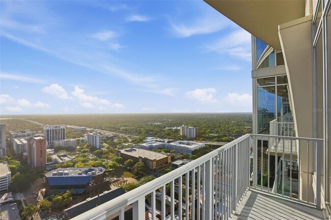 Building Photo - 155 S Court Ave