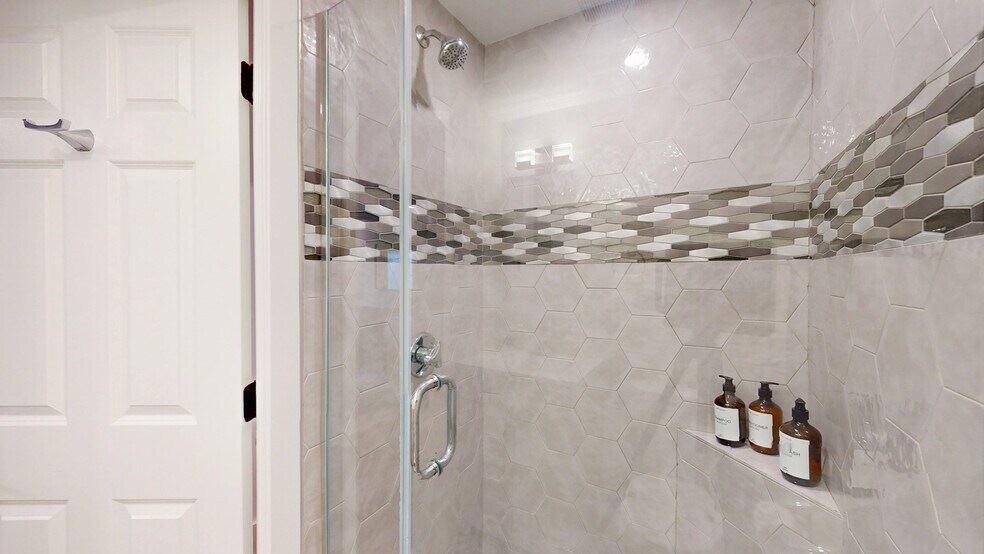 Building Photo - 36 Montgomery St