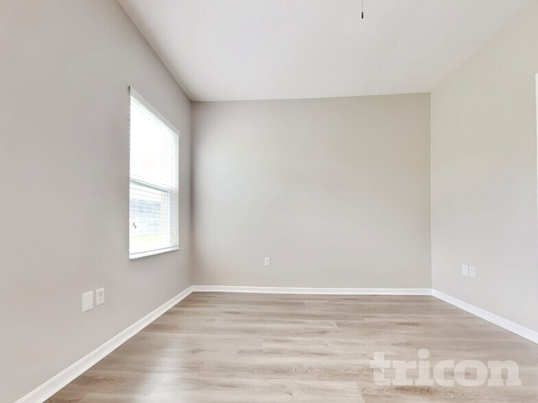 Building Photo - 13253 Waterford Castle Dr