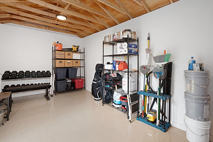 Building Photo - 228 W Mission St