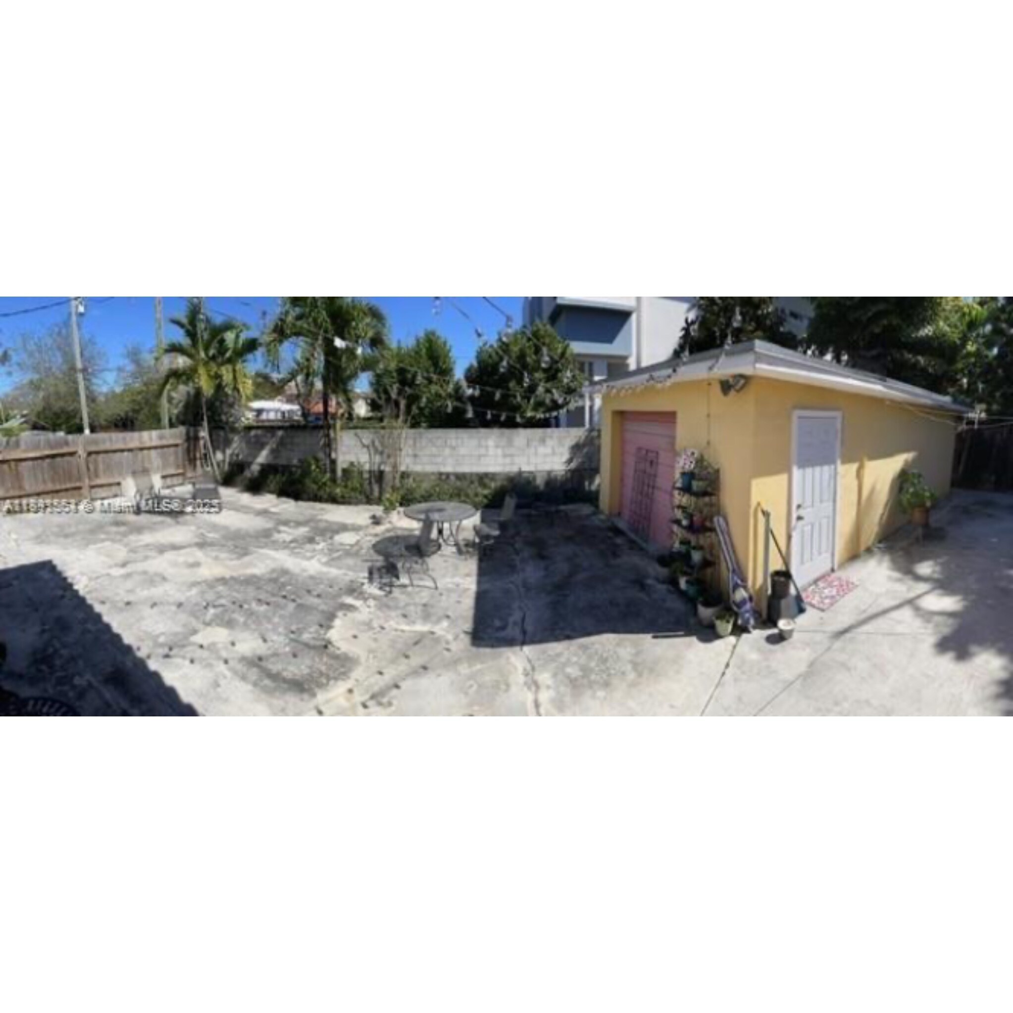 Building Photo - 2341 SW 34th Ave