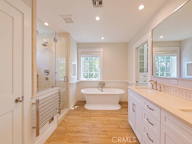 Building Photo - 5463 Katherine Ave