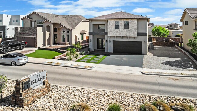 Building Photo - 12352 Stansbury Dr
