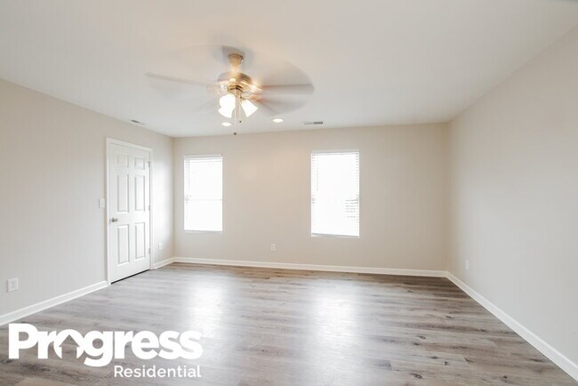 Building Photo - 4048 Catawba Creek Dr