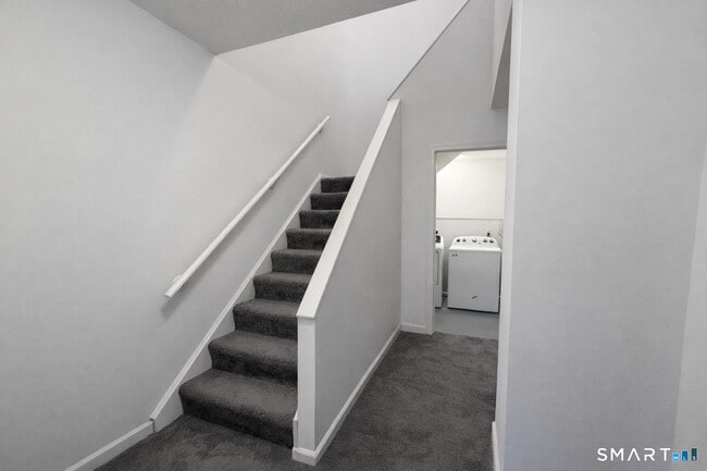 Building Photo - 114 Huckleberry Hill Rd