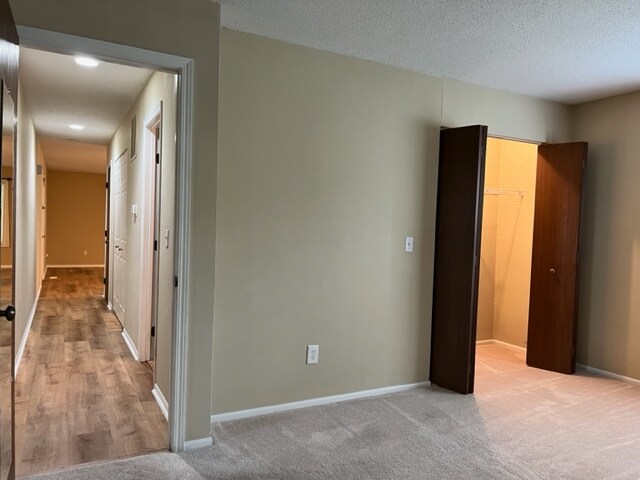 Building Photo - 5804 Ryewyck Dr