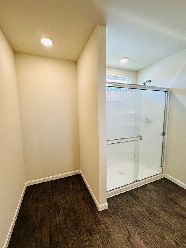 Building Photo - Charming New Construction Home for Rent in...