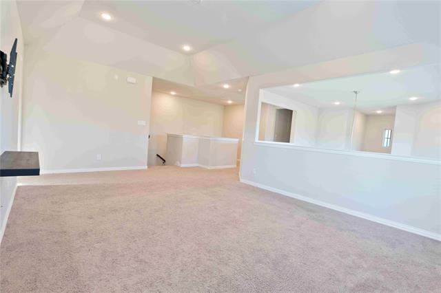 Building Photo - 8635 Edgemere Dr