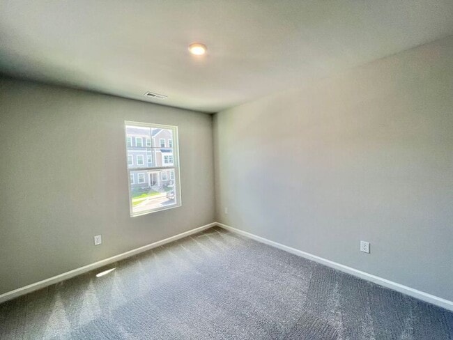 Building Photo - 183 Aster Bloom Ln