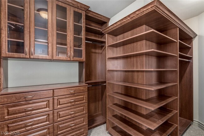 Building Photo - 9103 Alta Dr