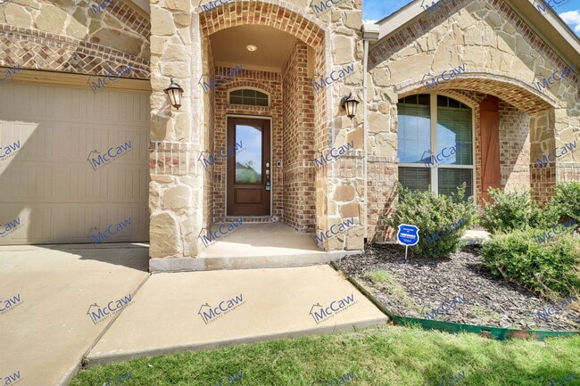 Building Photo - 1345 Francesca Dr