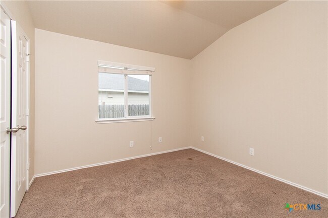 Building Photo - 5409 Rimes Ct