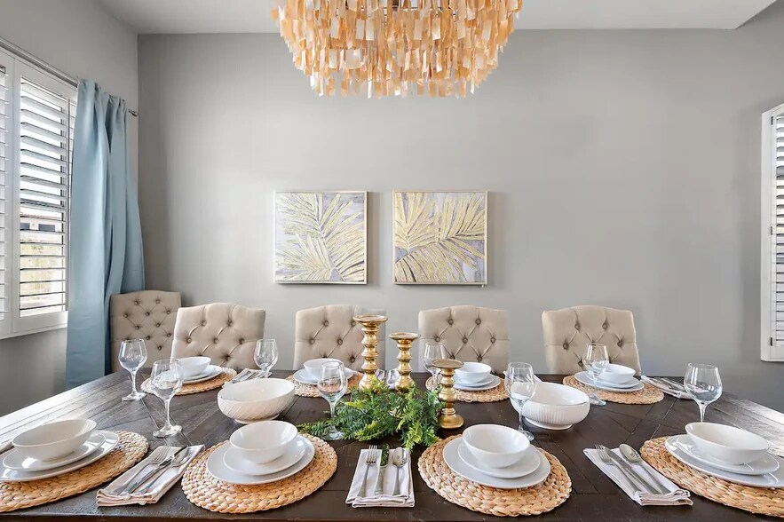 Building Photo - 13010 E Shangri La Rd