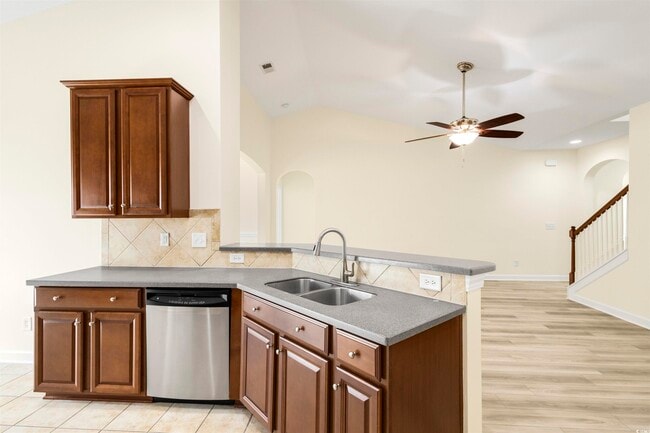 Building Photo - 3284 Saddlewood Cir