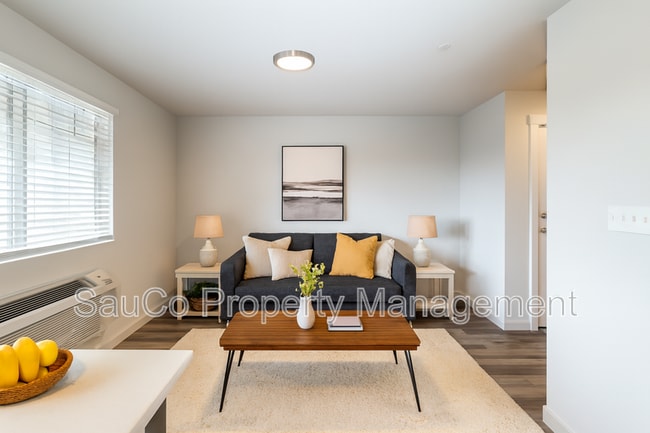 Building Photo - 2564 Hawthorne St