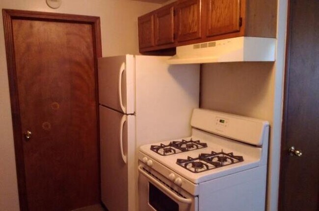 Building Photo - 625 Francis St