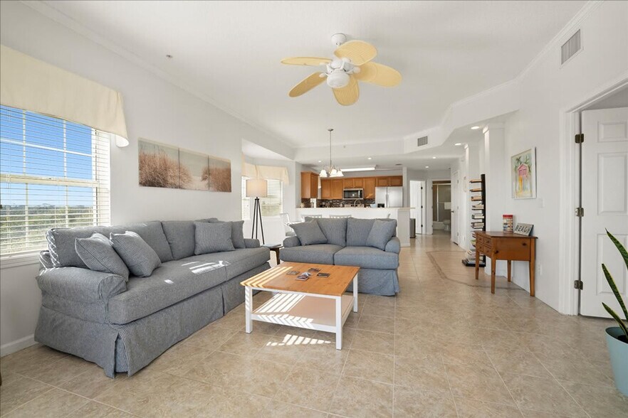 Building Photo - 264 Gibraltar Ct