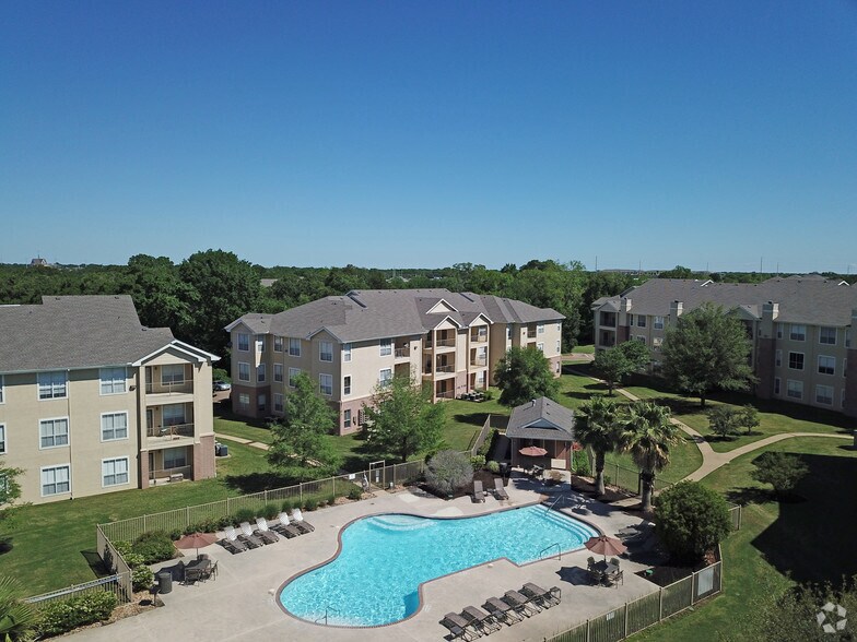 Signature Park Apartment Homes Bryan, TX Apartment Finder