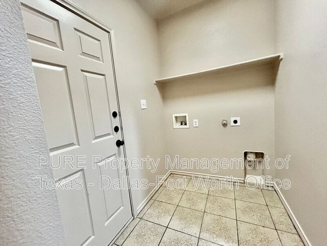 Building Photo - 1421 Piedmont Dr