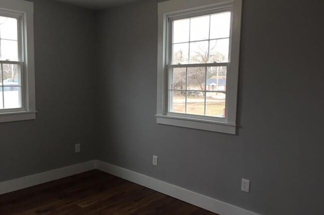 Building Photo - 645 Leesville Rd