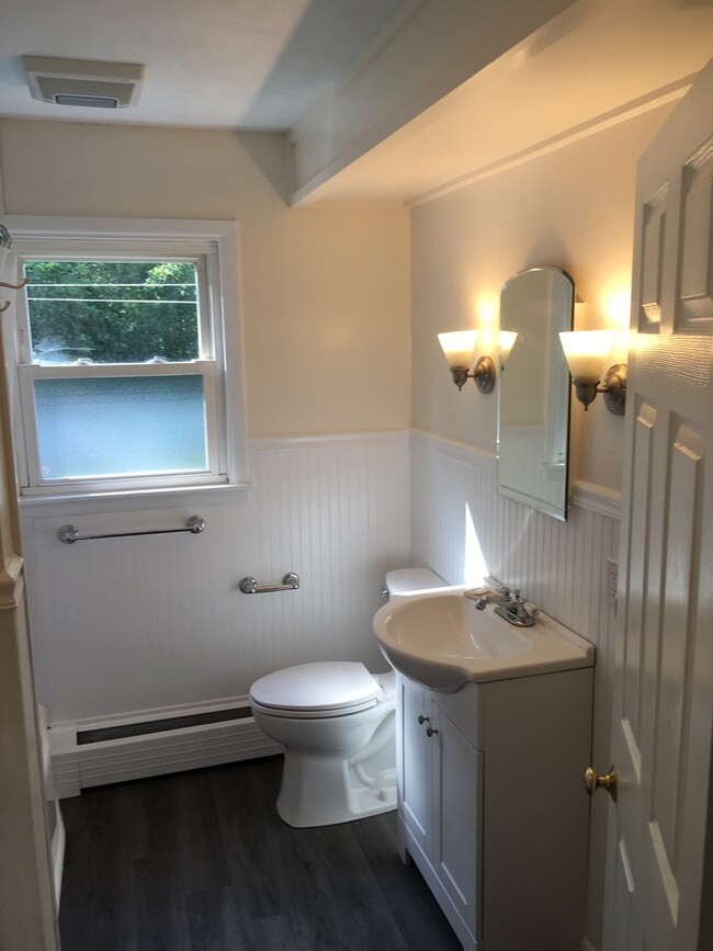 Bathroom - 64 Main St