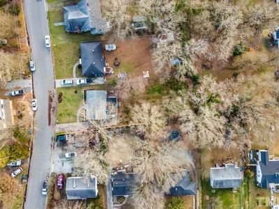 Building Photo - 313 Raynor St