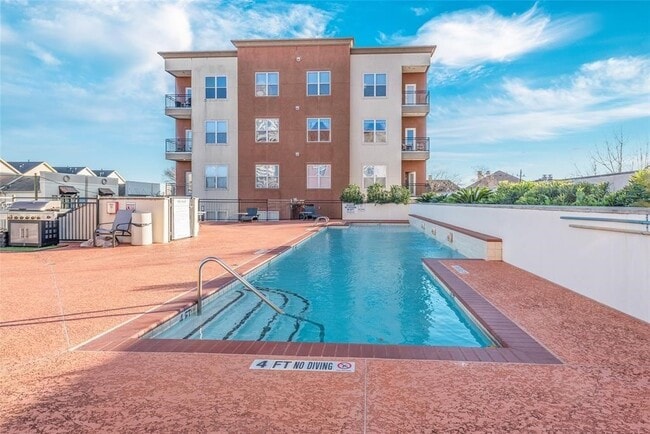 Building Photo - 1010 Rosine St