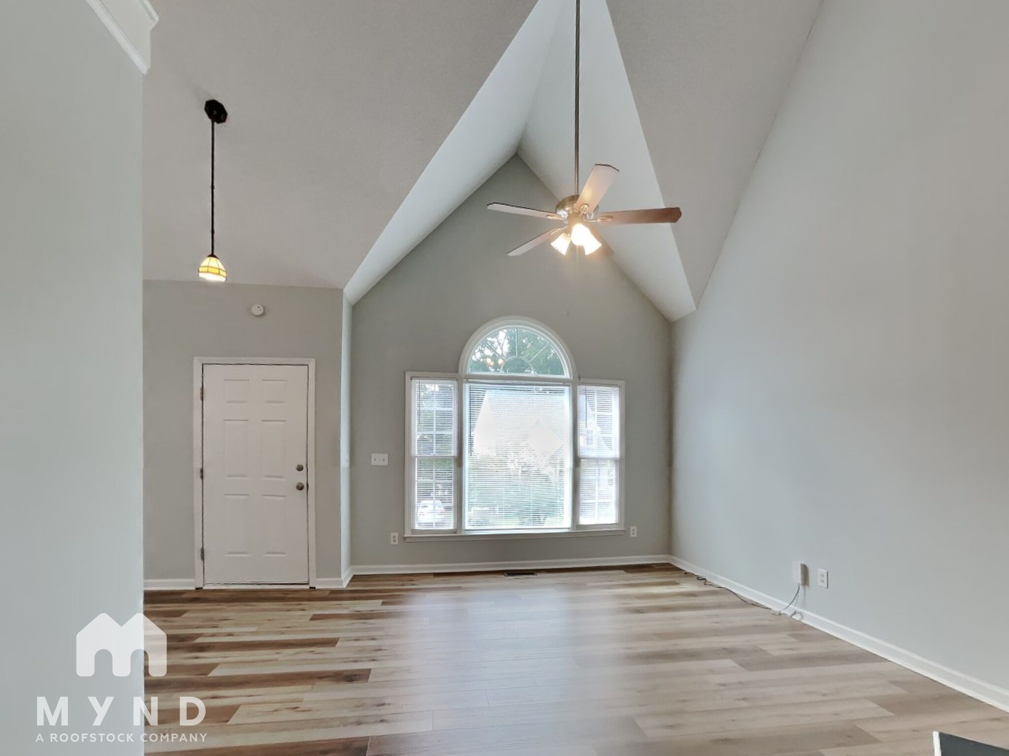 Building Photo - 1937 Indianwood Ct