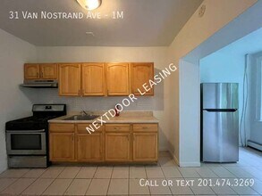 Building Photo - 31 Van Nostrand Ave
