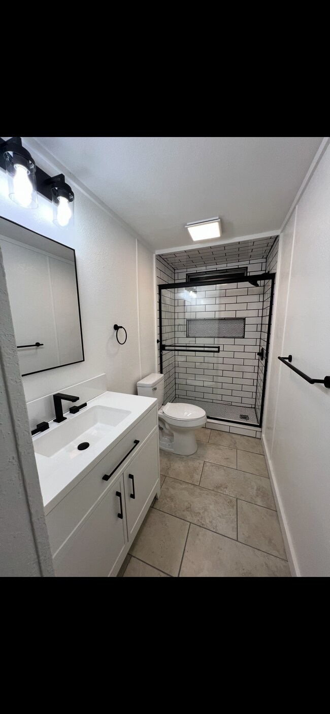Building Photo - 3306 Summercrest Ct