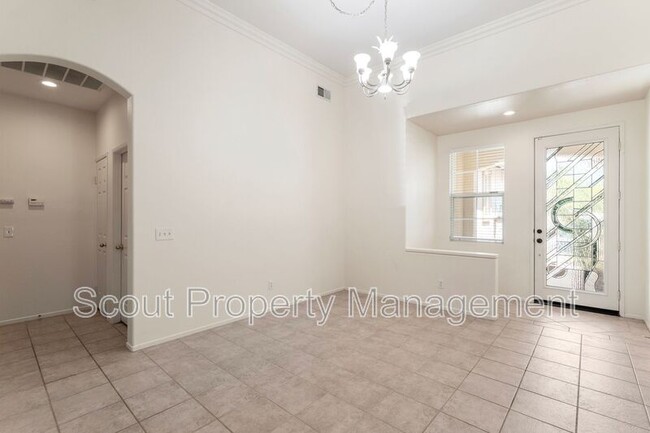 Building Photo - 37775 Amber Ln
