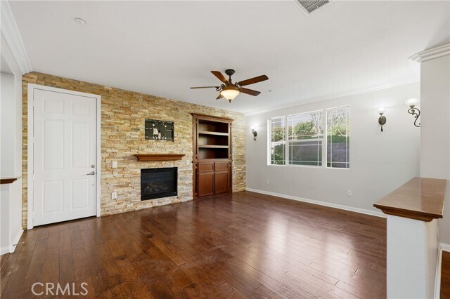 Building Photo - 12422 Benton Dr