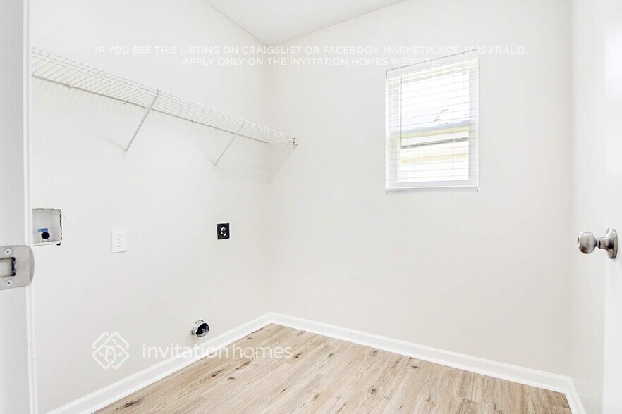 Building Photo - 516 Pebblestone Dr