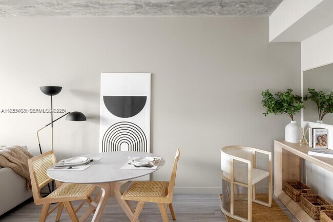 Building Photo - 23 NE 17th Ter