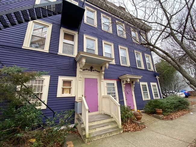 Building Photo - Architect-Restored 1BR at State & Bishop | Renovated Kitchen | In-Unit W/D